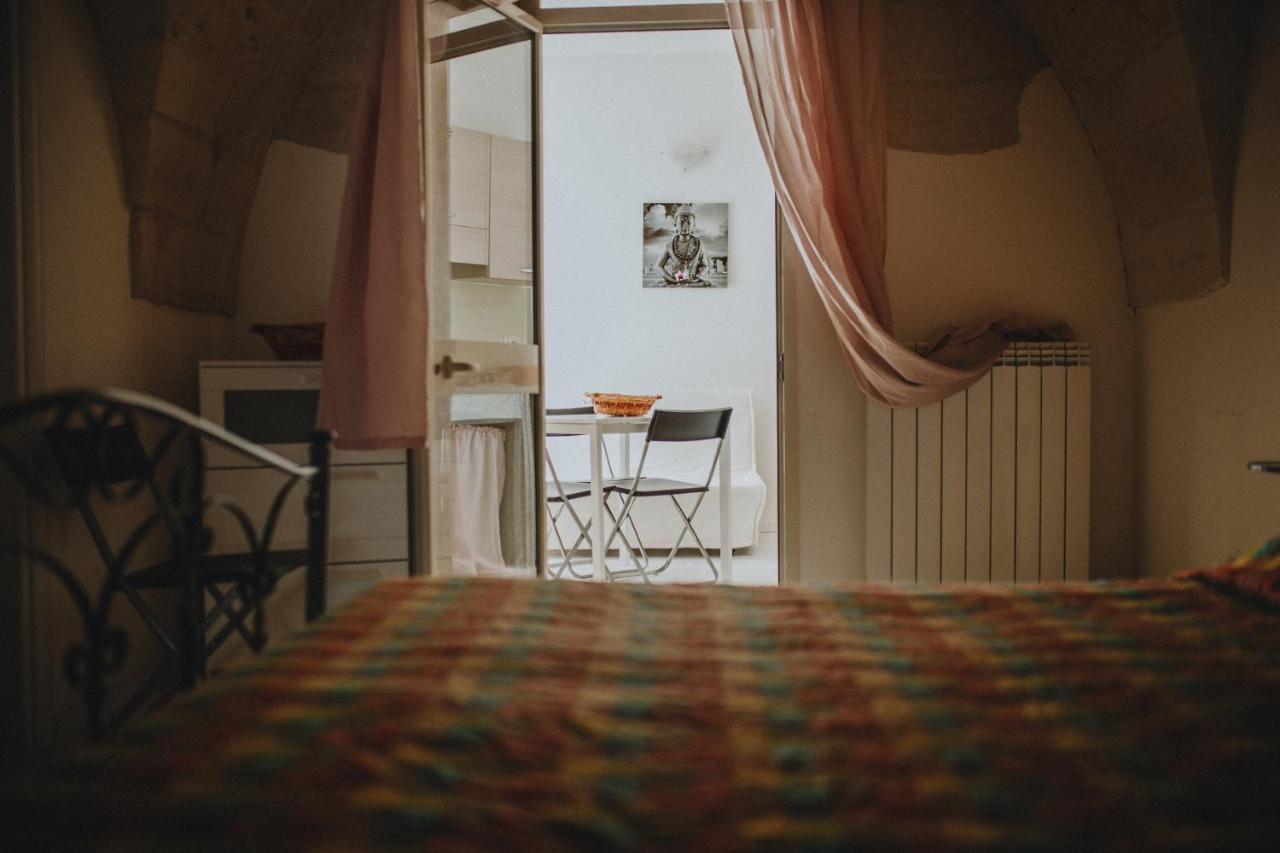 Bed and Breakfast Le Camporelle In Citta Lecce Exterior foto